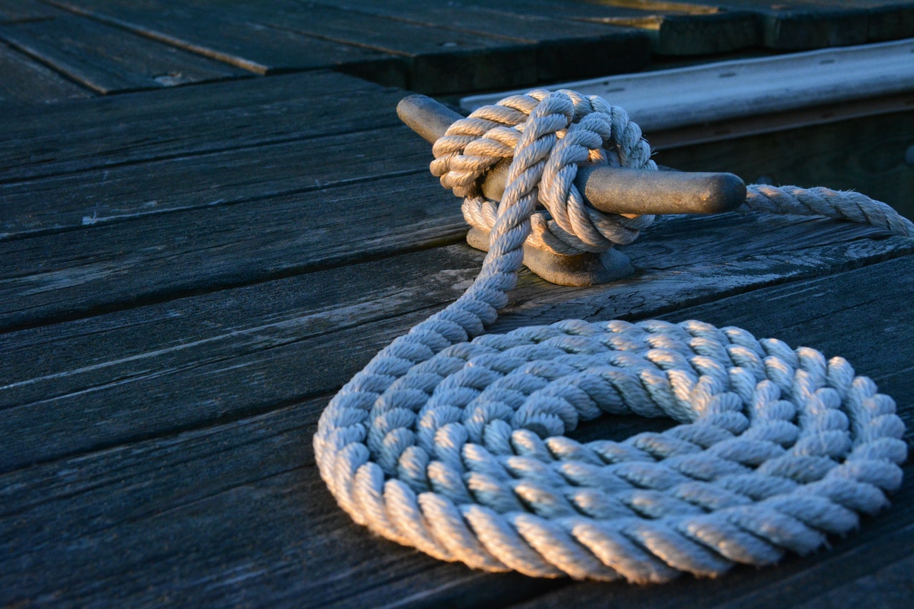 rope on boat